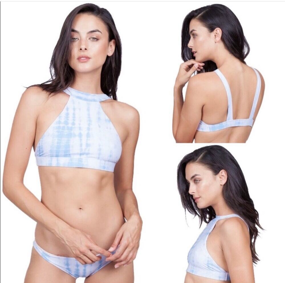 Acacia Dubai Bikini Top in Shibori Blue and White Size Large